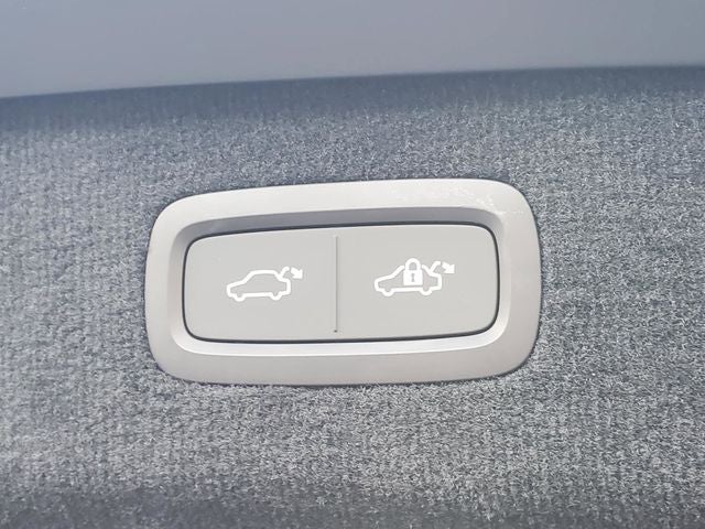 2025 Polestar 3 PLUS & PRO