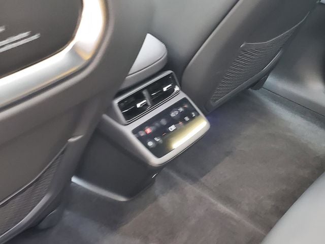 2026 Polestar 4 Performance Plus and Pilot