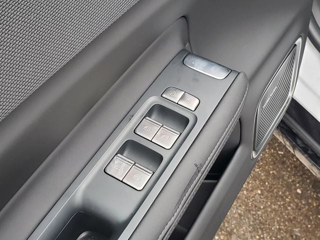 2026 Polestar 4 Long Range Dual Motor Plus and Pilot