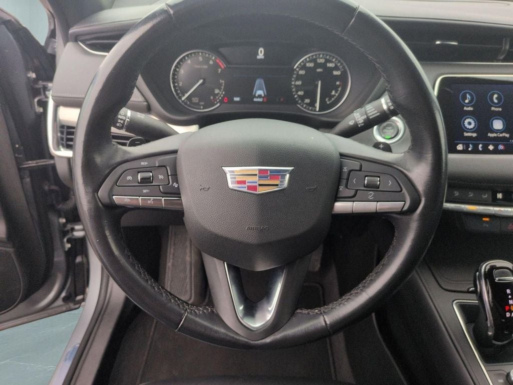 2023 Cadillac XT4 Premium Luxury