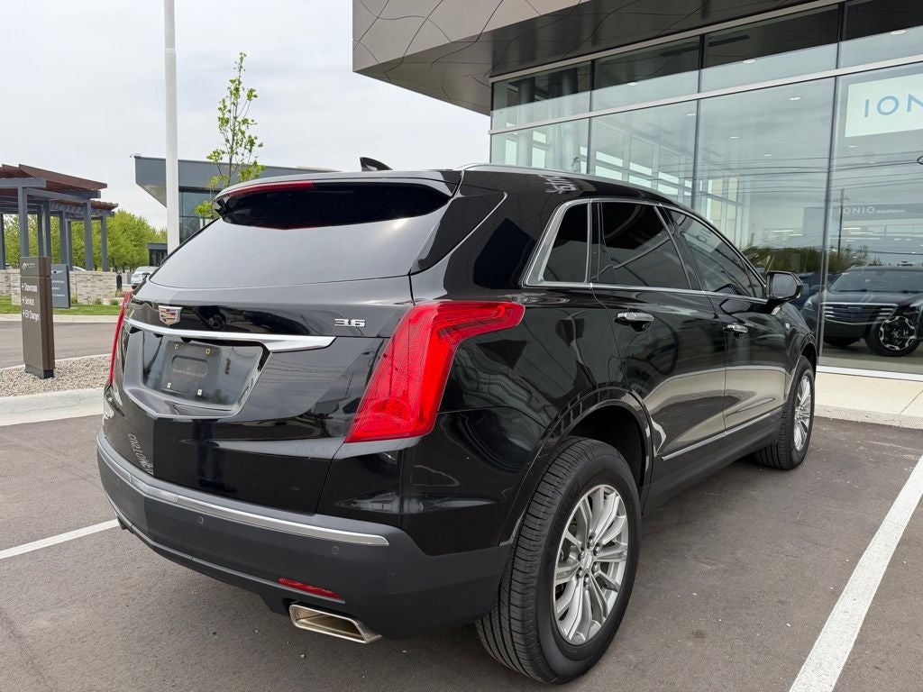 2017 Cadillac XT5 Luxury