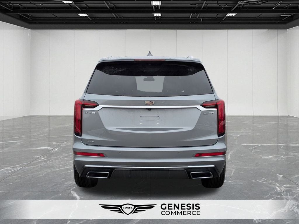2025 Cadillac XT6 Luxury