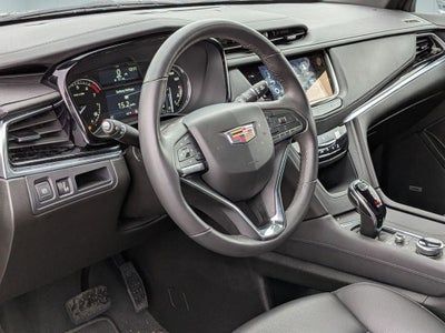 2025 Cadillac XT6 Luxury