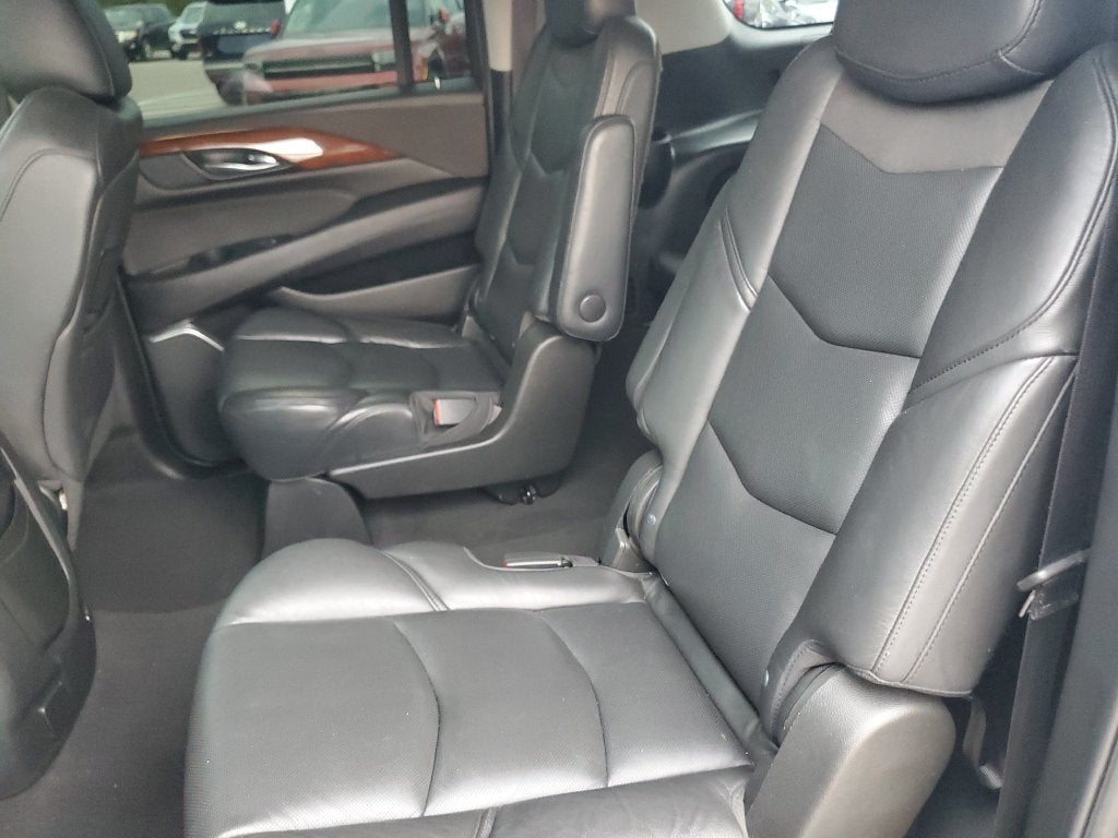 2019 Cadillac Escalade ESV Premium