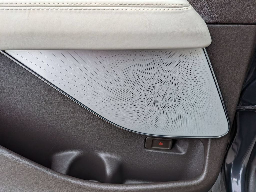 2021 Lincoln Aviator Black Label