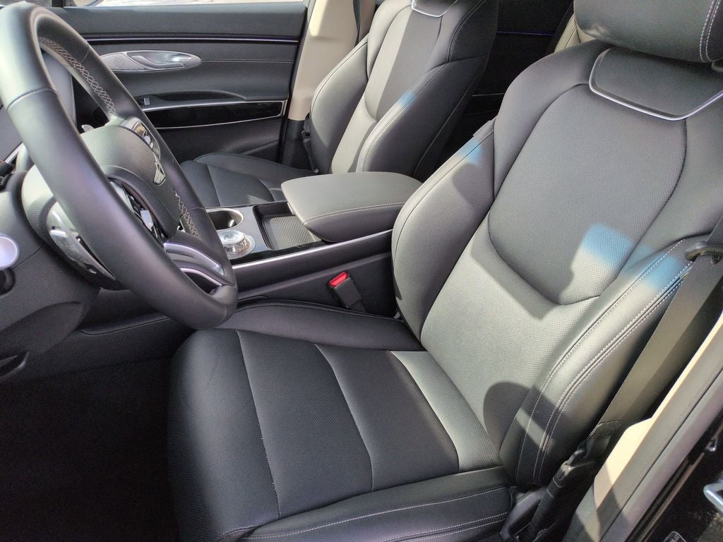 2026 Genesis GV70 2.5T