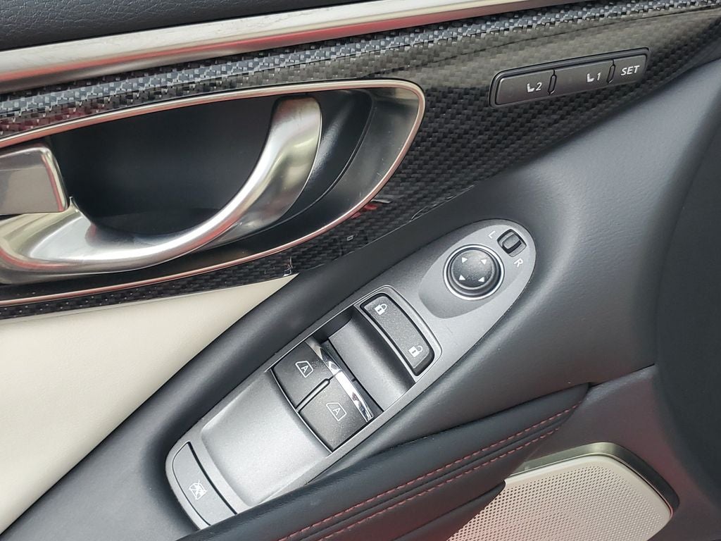 2020 INFINITI Q60 Red Sport 400