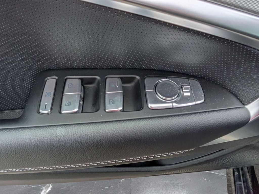2026 Genesis G70 2.5T Prestige