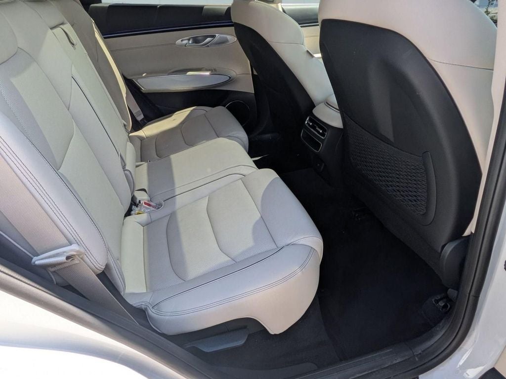 2026 Genesis G70 2.5T Prestige