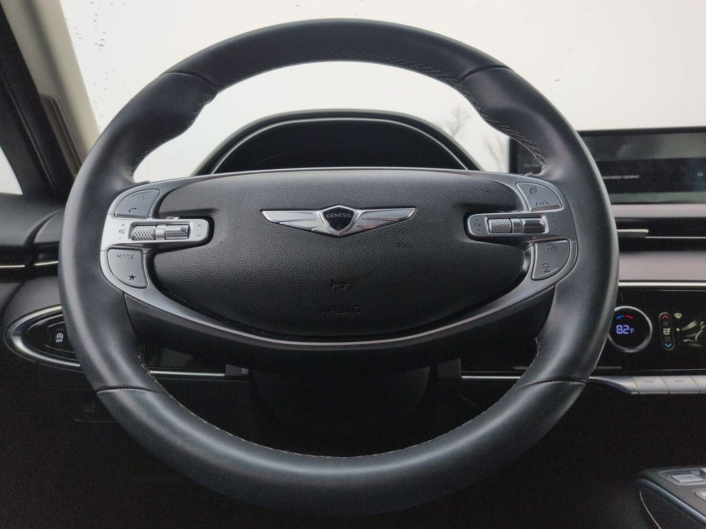 2023 Genesis GV70 2.5T