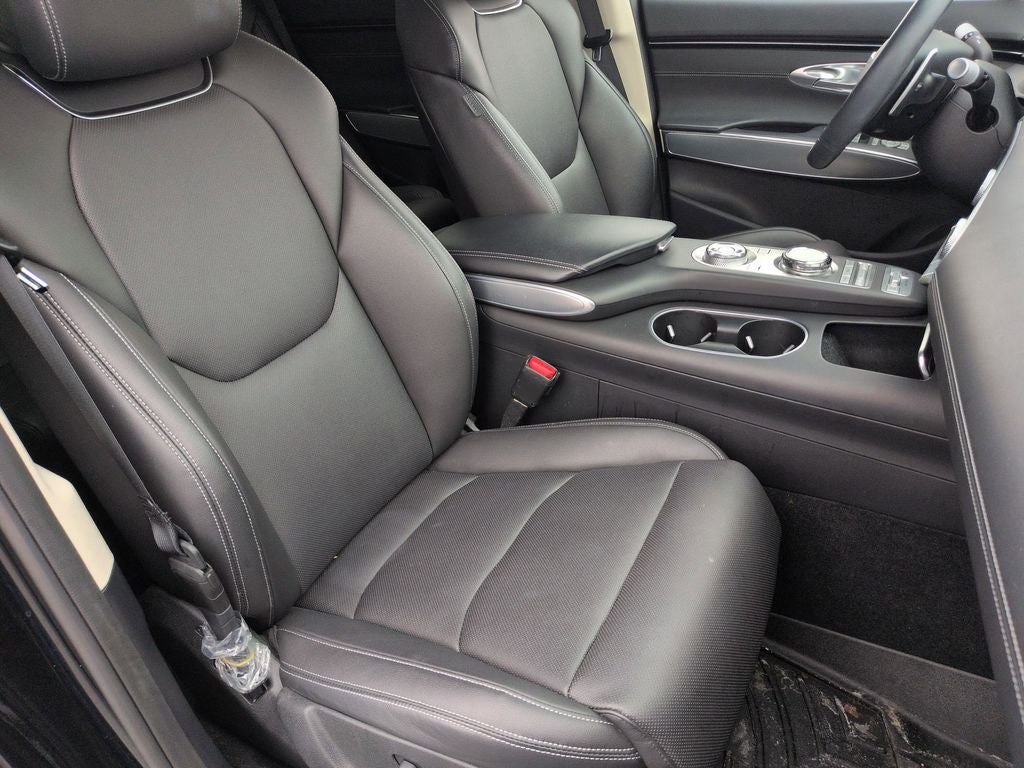 2023 Genesis GV70 2.5T