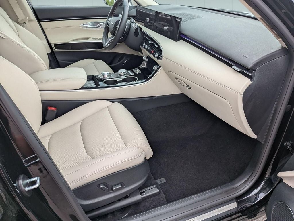 2026 Genesis GV70 2.5T