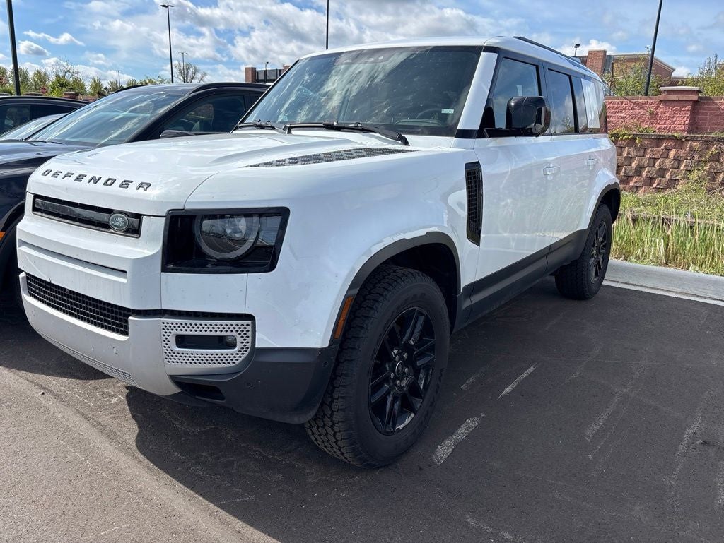 2025 Land Rover Defender 110 S