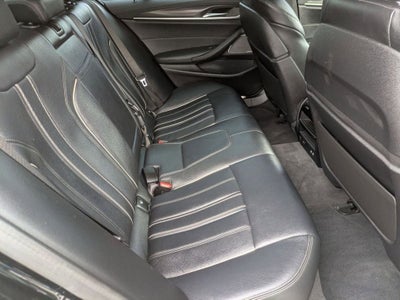 2022 BMW 5 Series M550i xDrive