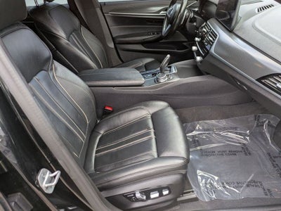 2022 BMW 5 Series M550i xDrive