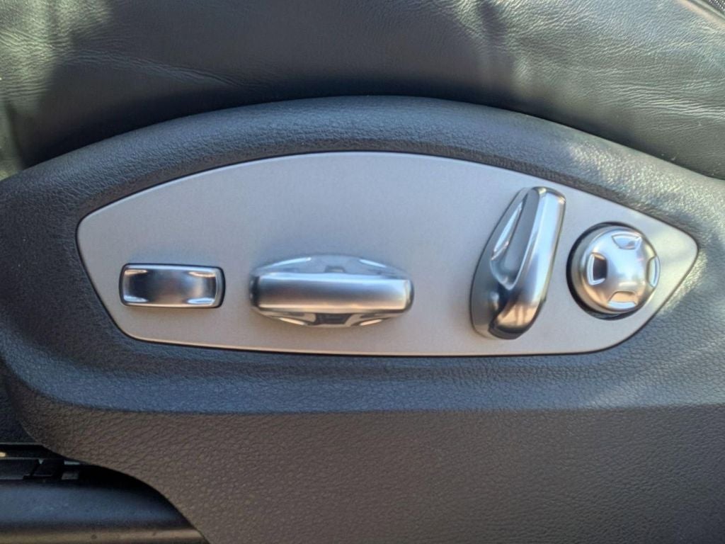 2018 Porsche Cayenne Platinum Edition