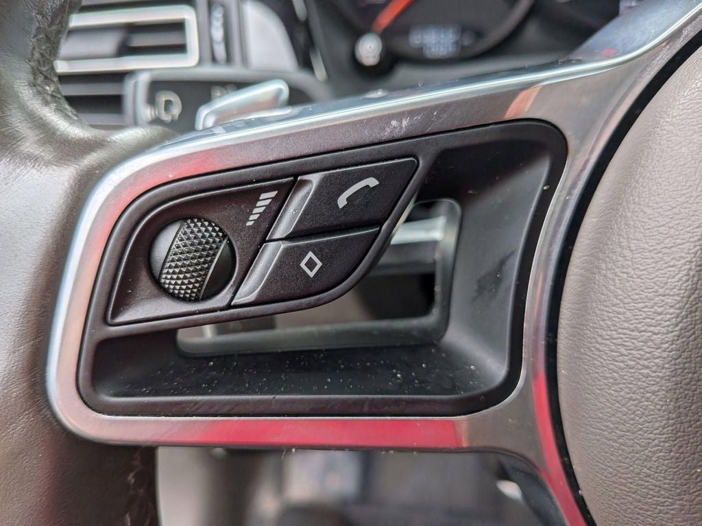 2021 Porsche Macan S