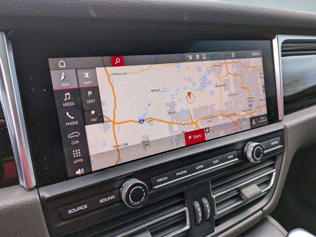 2021 Porsche Macan S