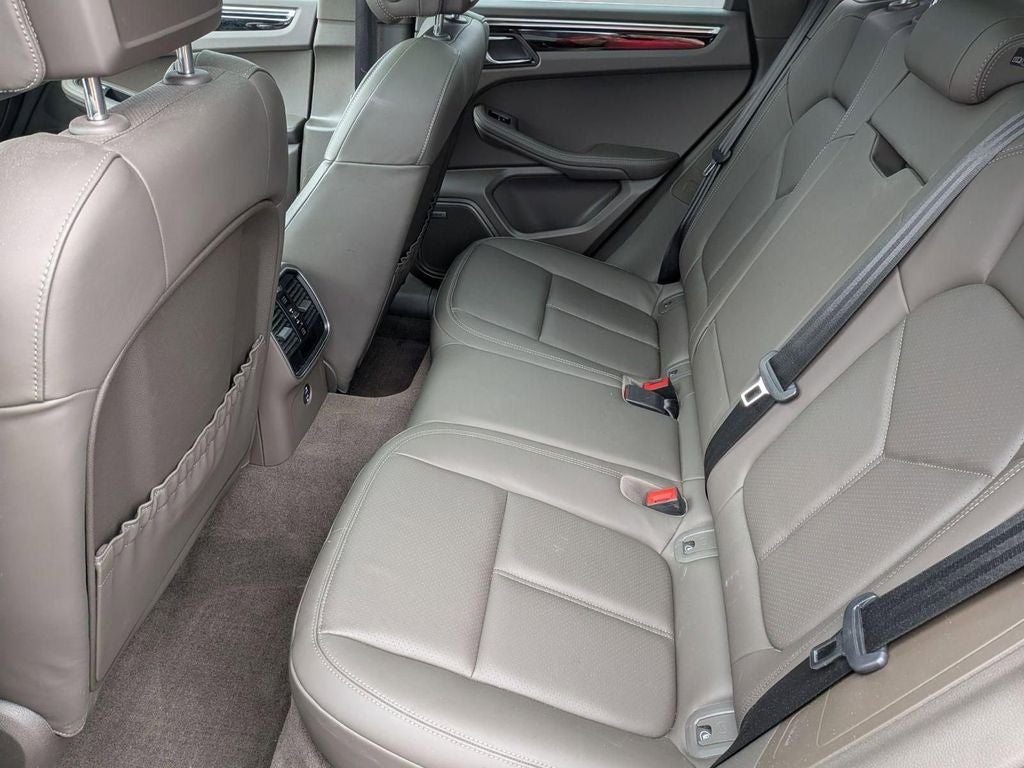 2021 Porsche Macan S