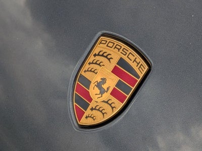 2021 Porsche Macan S